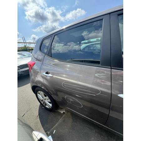 Porte arriere droit HYUNDAI IX 20 Photo n°1