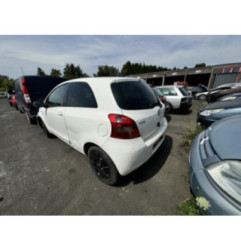 Capot TOYOTA YARIS 2 Photo n°15