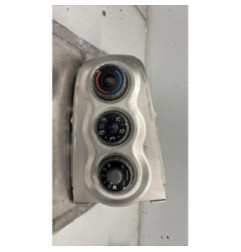 Commande chauffage TOYOTA YARIS 2 Photo n°1