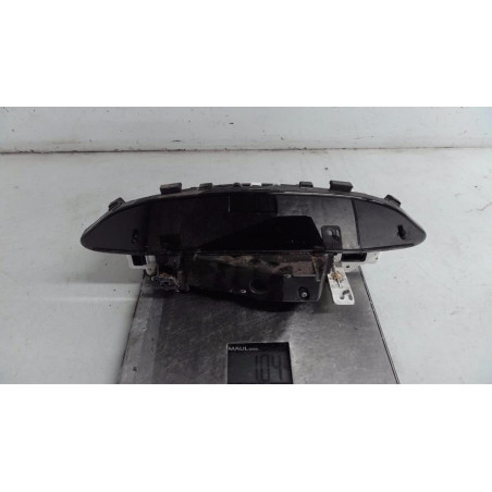 Compteur TOYOTA YARIS 2 Photo n°1