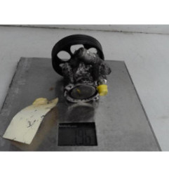 Pompe de direction RENAULT MEGANE 3 Photo n°4