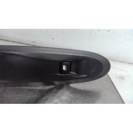 Interrupteur de leve vitre avant droit CITROEN C4 2