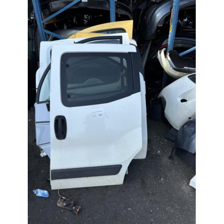 Porte laterale droit FIAT QUBO Photo n°1