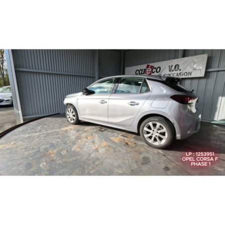 Ecran GPS OPEL CORSA F