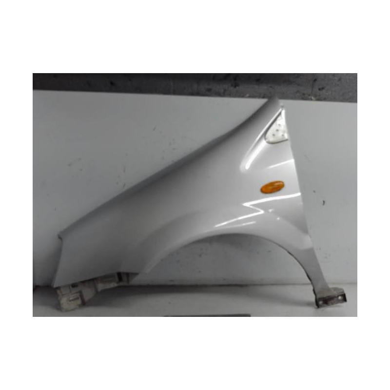 Aile avant gauche NISSAN ALMERA TINO