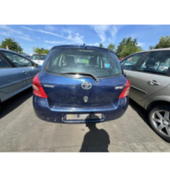 Pare choc avant TOYOTA YARIS 2 Photo n°15