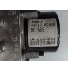 Bloc ABS (freins anti-blocage) TOYOTA YARIS 2 Photo n°4