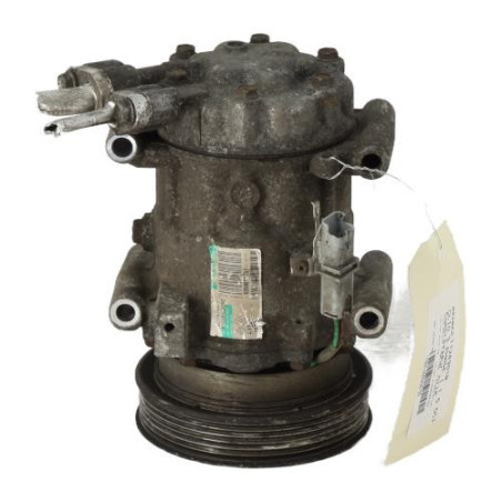 Compresseur clim RENAULT CLIO 3 Photo n°1