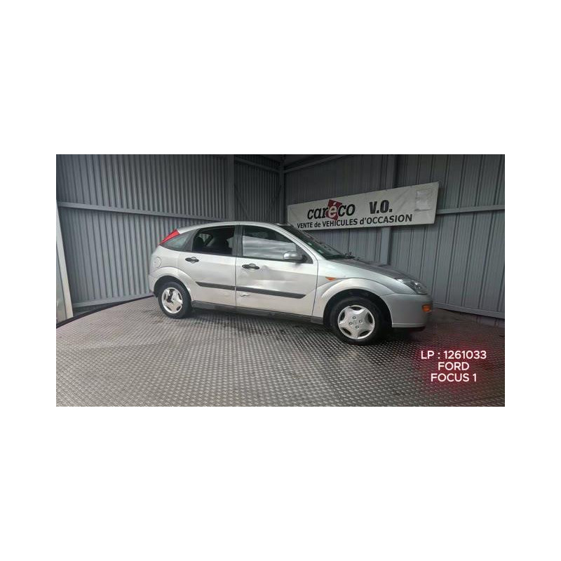 Aile avant gauche FORD FOCUS 1