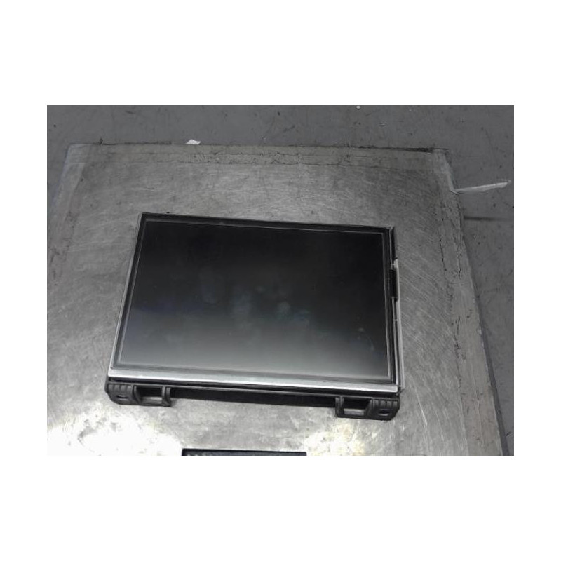 Ecran GPS PEUGEOT 2008 1