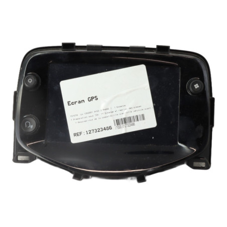 Ecran GPS TOYOTA AYGO 2 Photo n°1