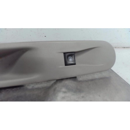 Interrupteur de leve vitre avant droit RENAULT ZOE 1