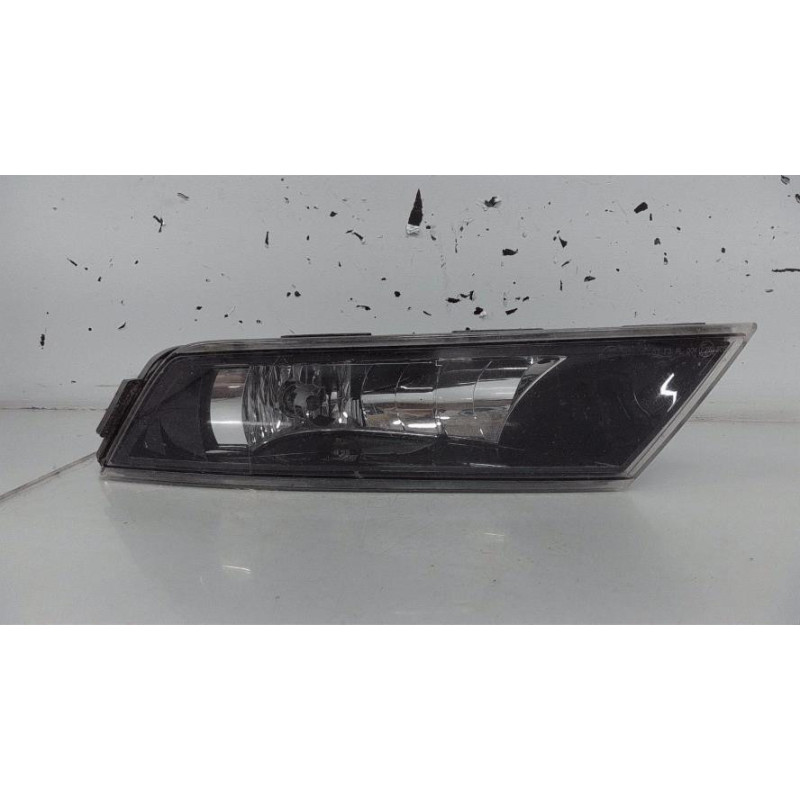 Anti brouillard droit (feux) SKODA SUPERB 3
