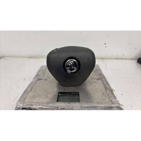 Air bag conducteur SKODA SUPERB 3 Photo n°1