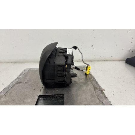 Air bag conducteur SKODA SUPERB 3