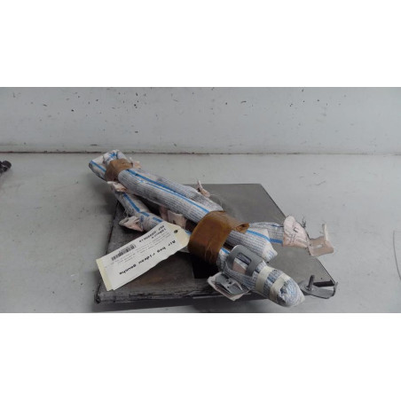 Air bag rideau gauche SKODA SUPERB 3