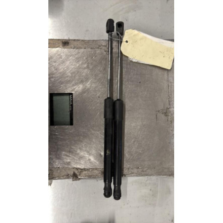 Verin de capot SKODA SUPERB 3 Photo n°1