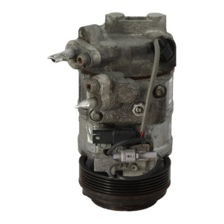 Compresseur clim BMW SERIE 1 E87 Photo n°1