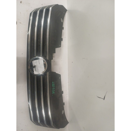 Calandre VOLKSWAGEN PASSAT 6 Photo n°1