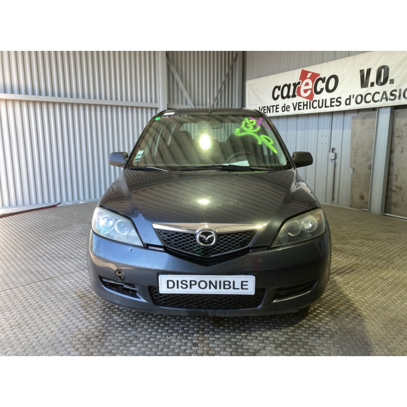Bouton de coffre MAZDA 2 1
