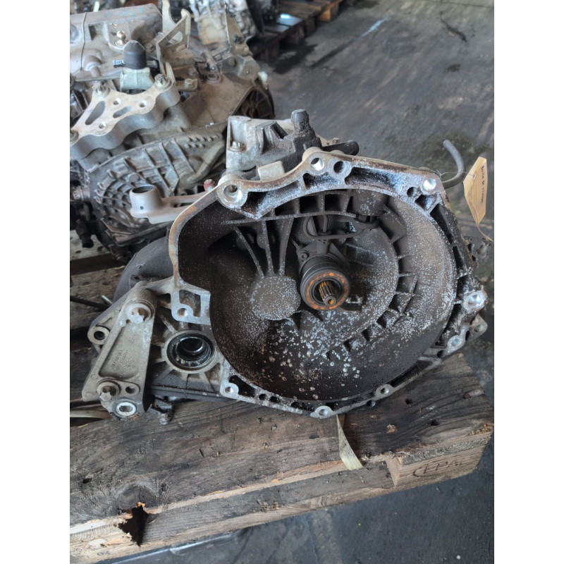 Boite de vitesses OPEL CORSA D