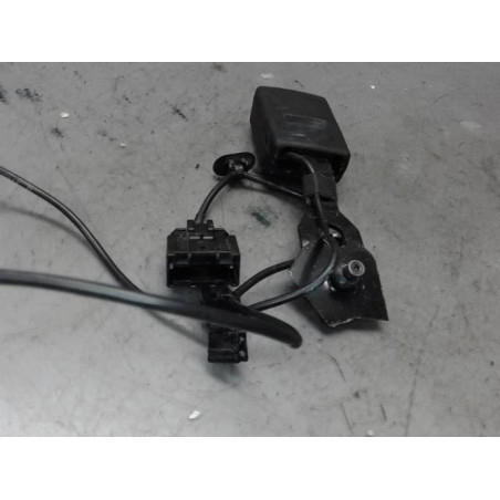 Attache ceinture avant gauche CITROEN BERLINGO 2 Photo n°1