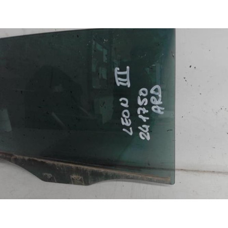 Vitre arriere droit SEAT LEON 3