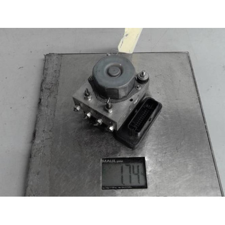 Bloc ABS (freins anti-blocage) TOYOTA AYGO 2 Photo n°1