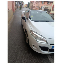 Capot RENAULT MEGANE 3 Photo n°7
