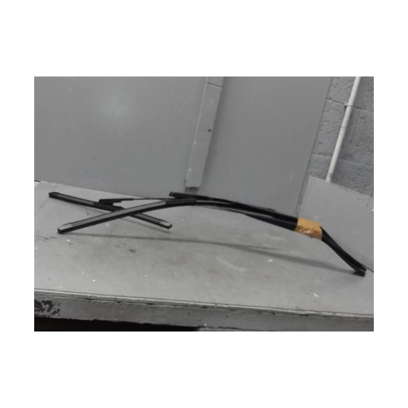 Bras essuie glace avant ALFA ROMEO MITO