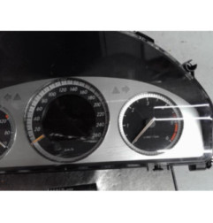Compteur MERCEDES CLASSE C 204 Photo n°3