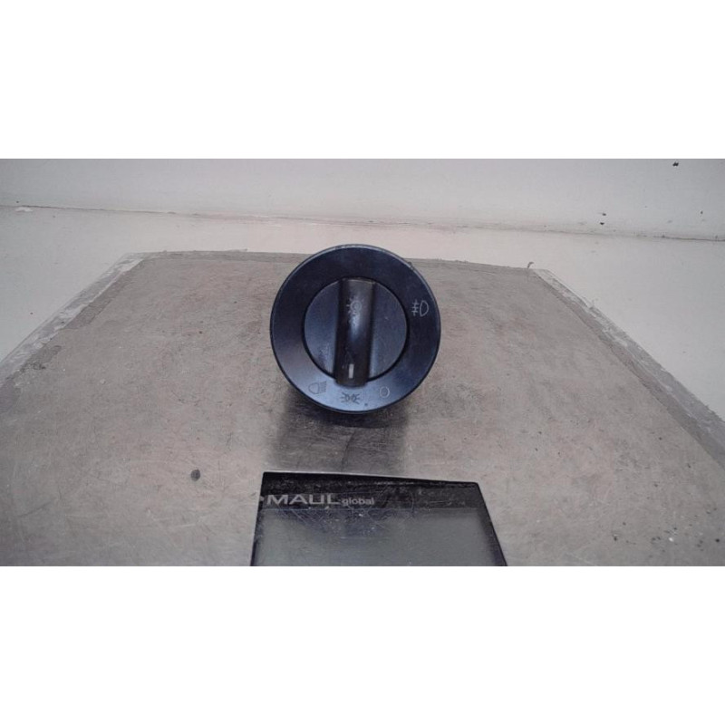 Commande de phare VOLKSWAGEN POLO 4