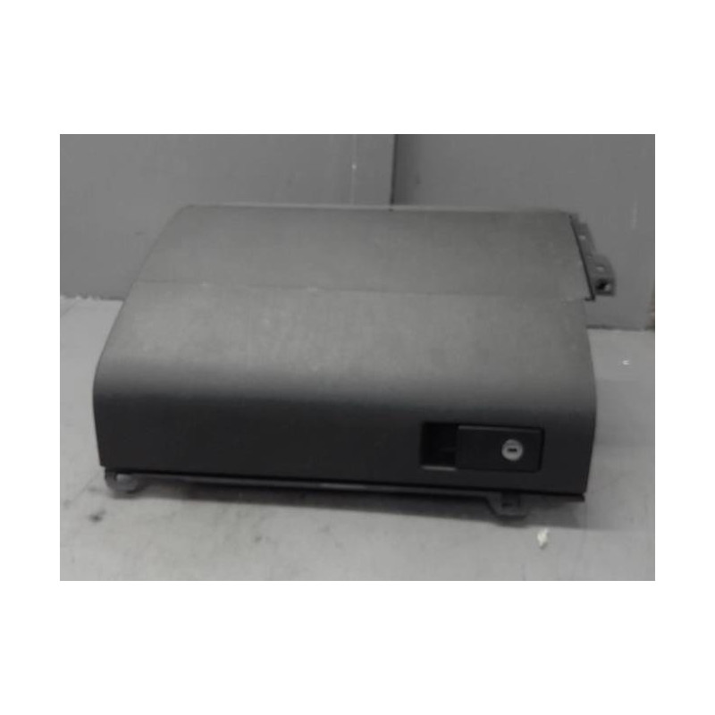 Boite a gants VOLKSWAGEN TOURAN 2