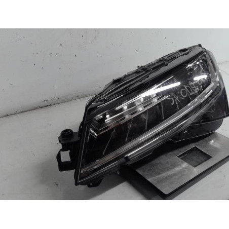 Optique avant principal gauche (feux)(phare) SKODA OCTAVIA 4