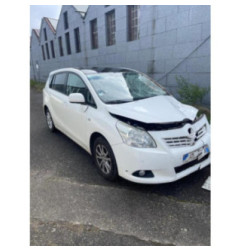 Malle/Hayon arriere TOYOTA VERSO Photo n°20