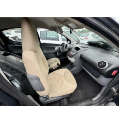 Feu arriere principal gauche (feux) PEUGEOT 107 Photo n°11