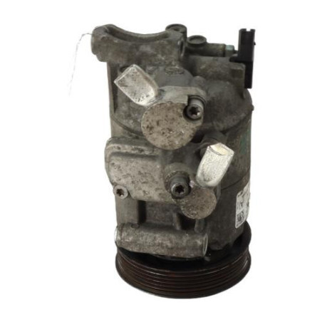 Compresseur clim VOLKSWAGEN POLO 5 Photo n°1