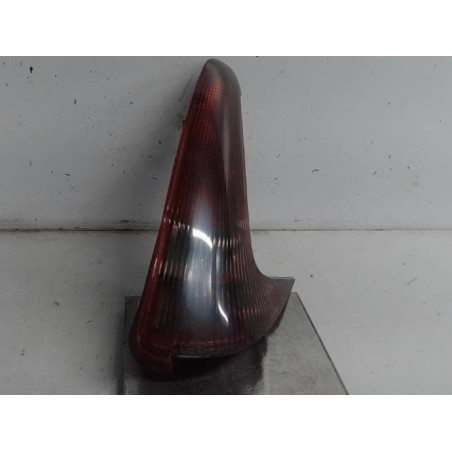 Feu arriere principal droit (feux) PEUGEOT 206 Photo n°1
