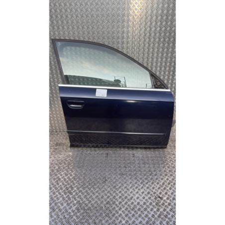 Porte avant droit AUDI A4 2 Photo n°1