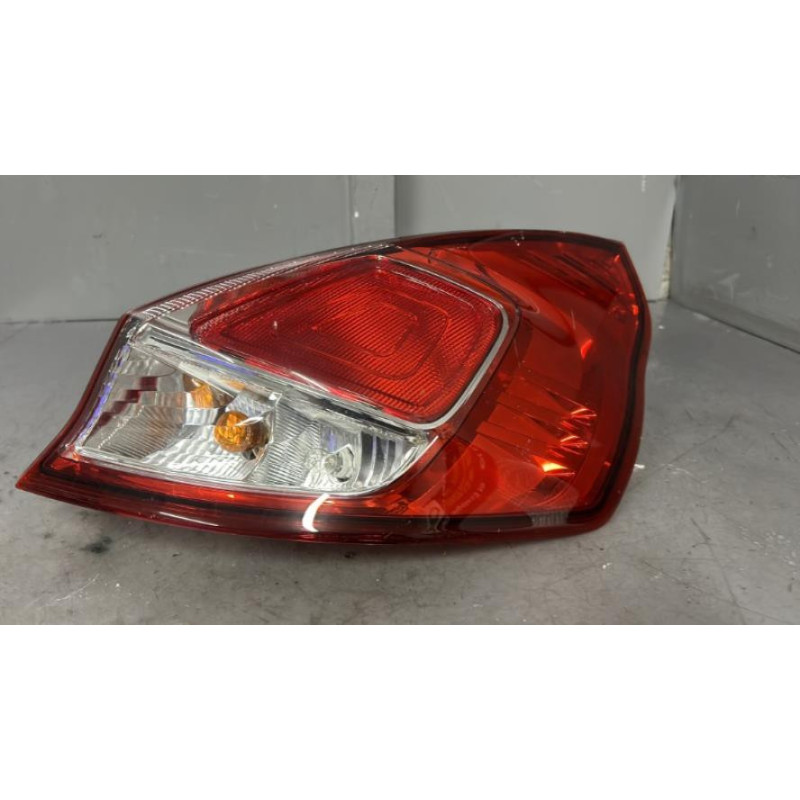 Feu arriere principal droit (feux) FORD FIESTA 6