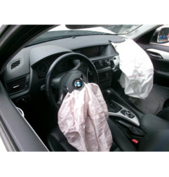 Compresseur clim BMW X1 E84 Photo n°9