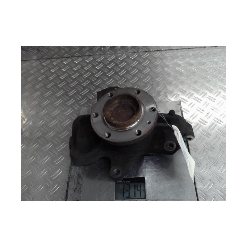 Moyeu avant gauche MERCEDES SPRINTER 2