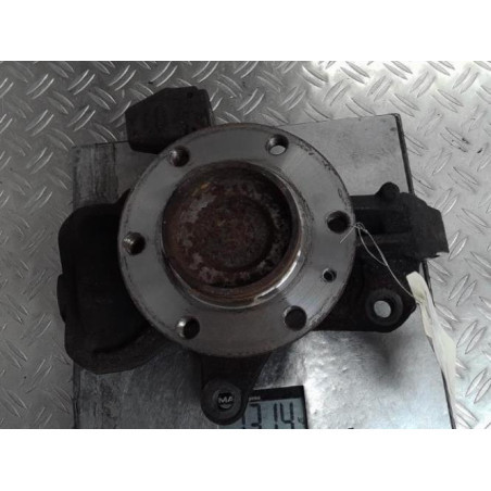 Moyeu avant gauche MERCEDES SPRINTER 2