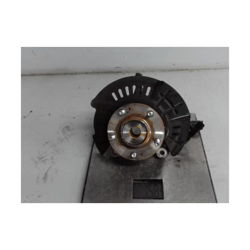 Moyeu avant droit HYUNDAI KONA