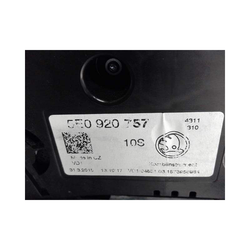 Compteur SKODA OCTAVIA 3 Photo n°1