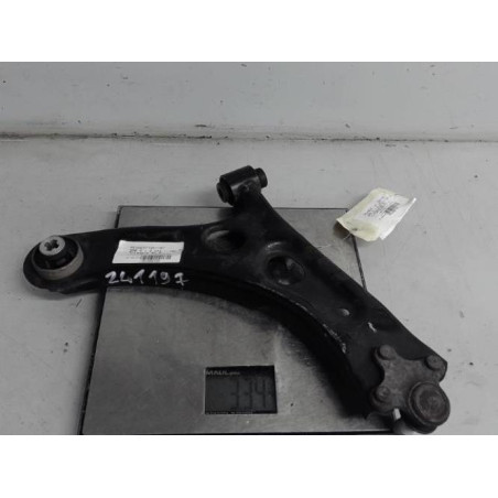 Triangle avant gauche PEUGEOT 208 2 Photo n°1