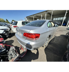 Cache moteur  BMW SERIE 3 E92 Photo n°9