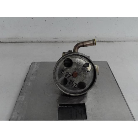 Pompe de direction FORD FUSION Photo n°1