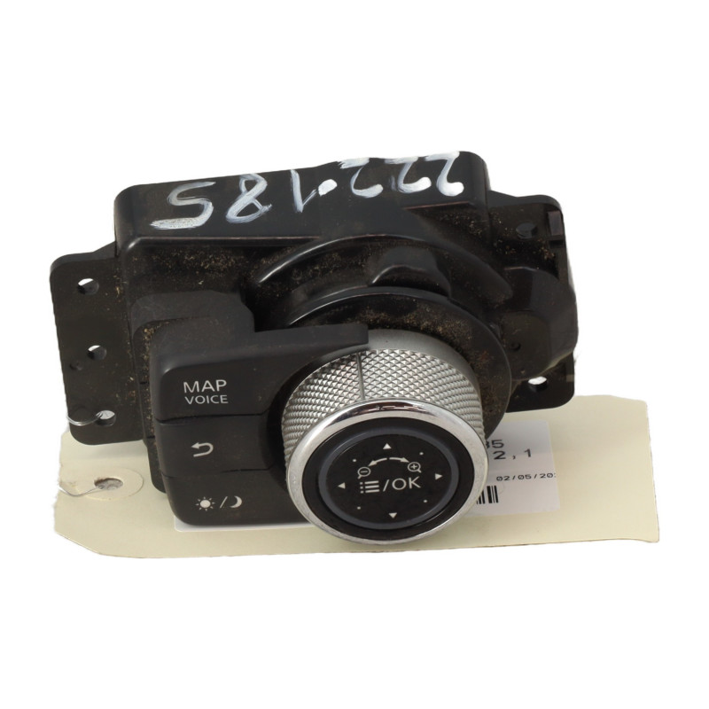 Commande GPS INFINITI Q50