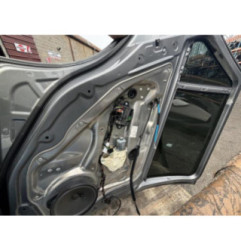 Porte arriere gauche MERCEDES CLASSE E 212 Photo n°4